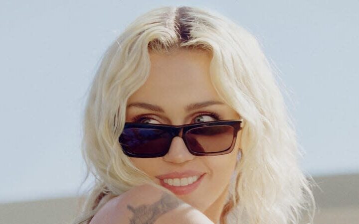 Miley Cyrus - Endless Summer Vacation Disney+