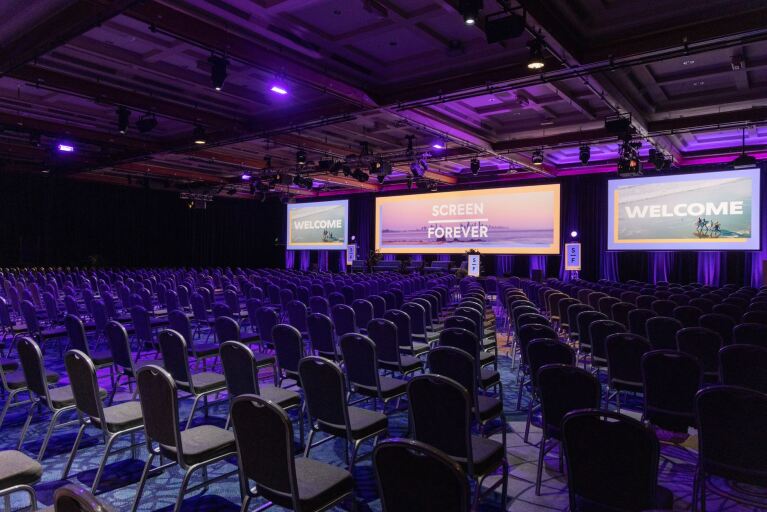 Screen Forever 37