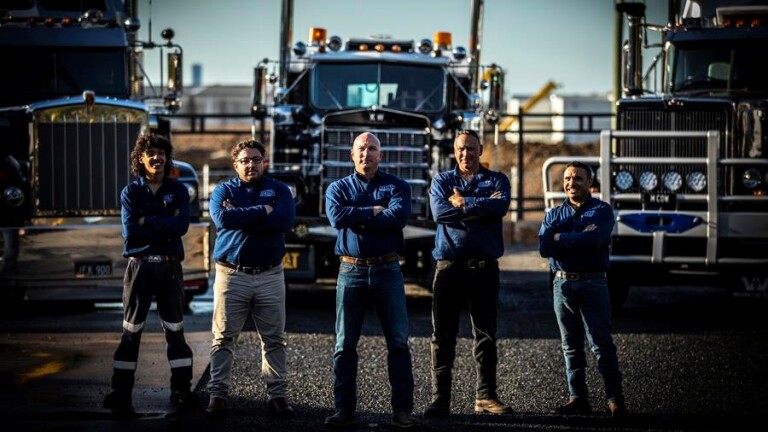Aussie Truck Rehab on Discovery