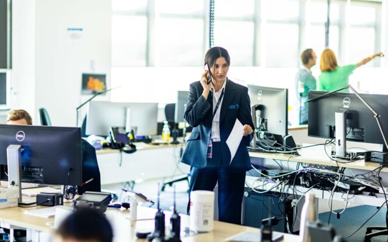 Inside Sydney Airport (image - SBS)