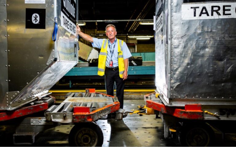 Inside Sydney Airport on SBS