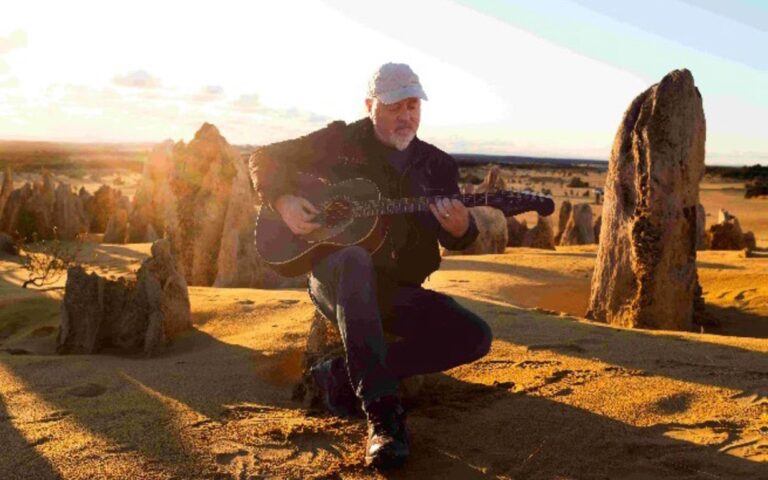 Bill Bailey's Wild West Australia on ABC