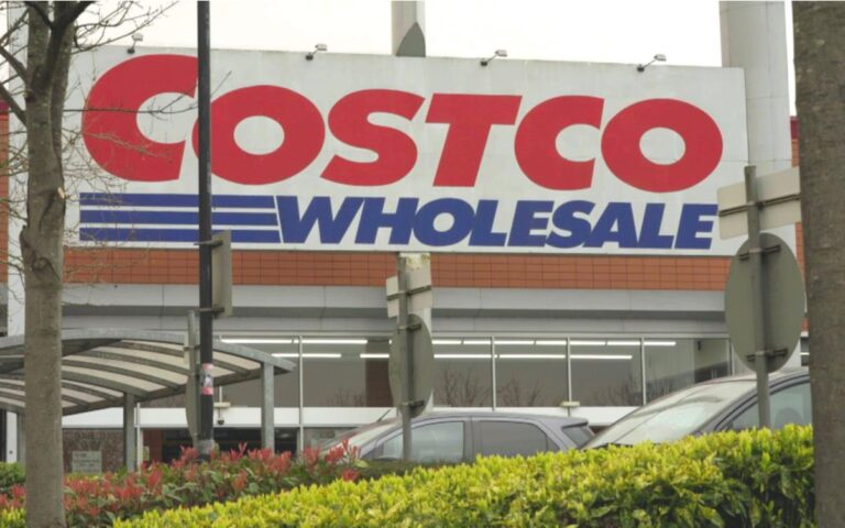 Costco Christmas on SBS