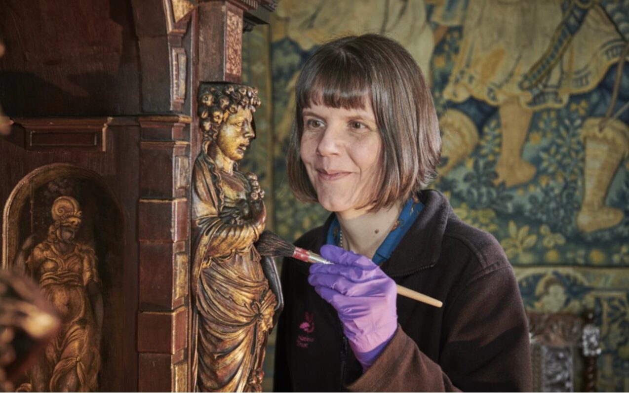 Secrets of Britain's Historic Houses and Garden on SBS