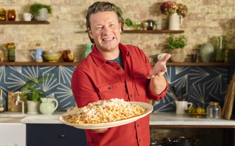 Jamie's 5 Ingredient Mediterranean on 10