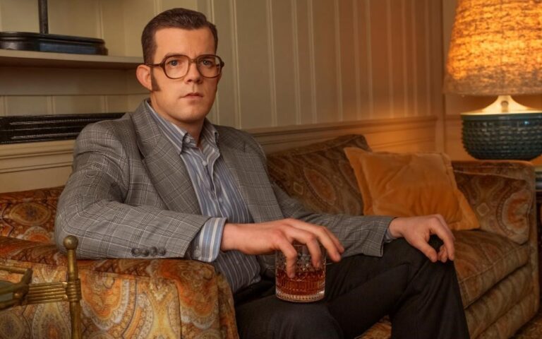 Feud: Capote Vs. The Swans on Binge