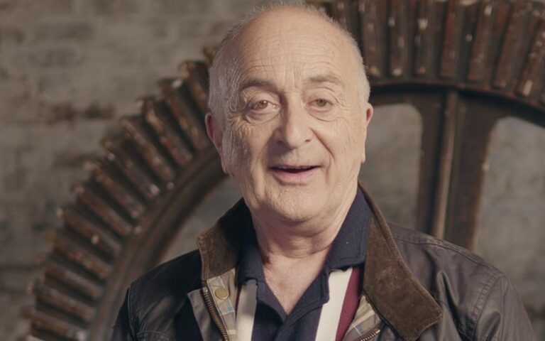 Tony Robinson’s Marvellous Machines on SBS