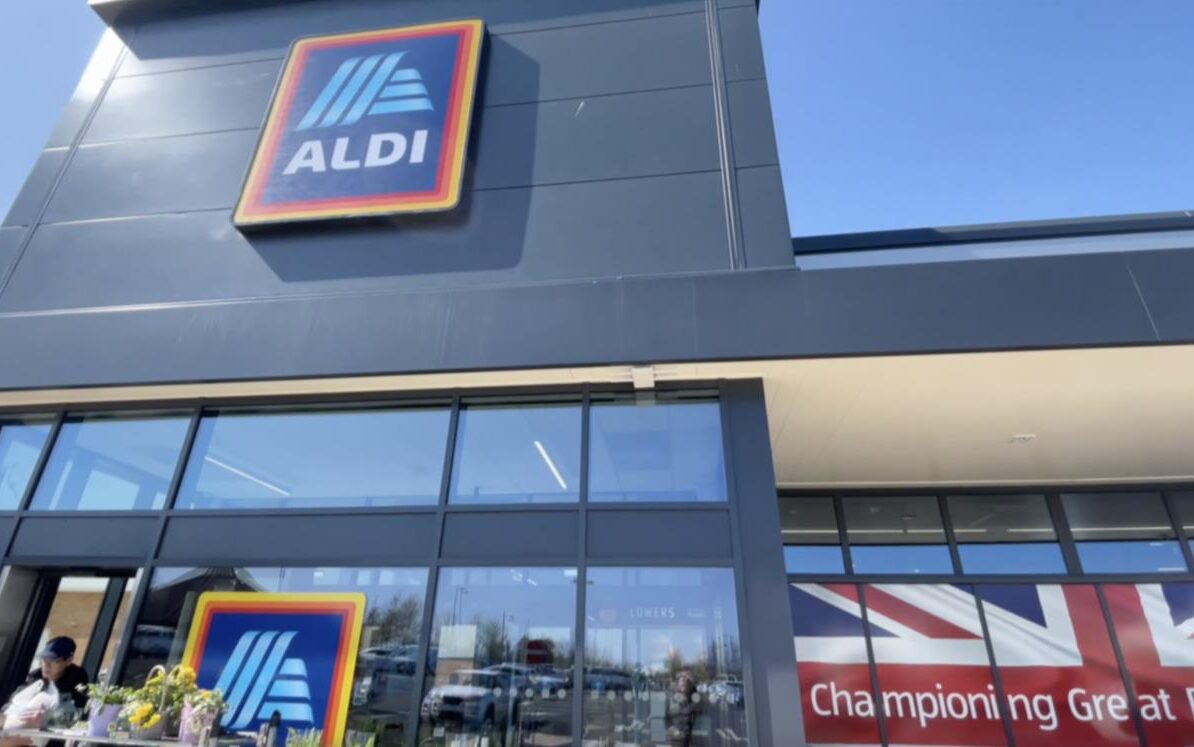 24 Hours In Aldi on SBS