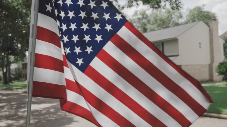 Foreign Correspondent on ABC and ABC iview S34E13 looks at America through Australian eyes