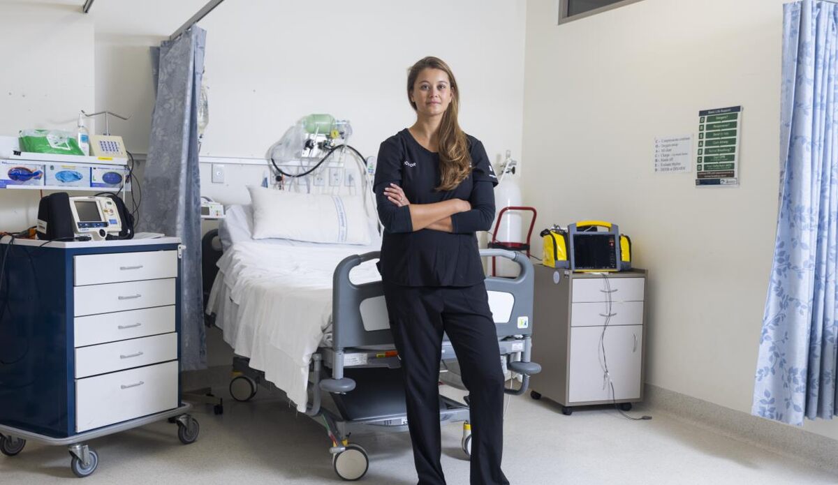 Junior Doctors Down Under on SBS and SBS on Demand S1E1 and S1E2