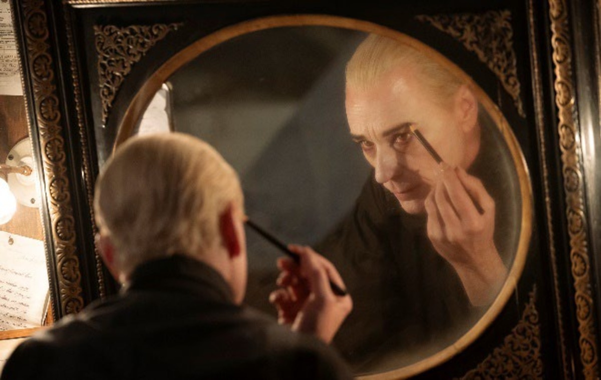 Interview With The Vampire on ABC Entertains S2E3