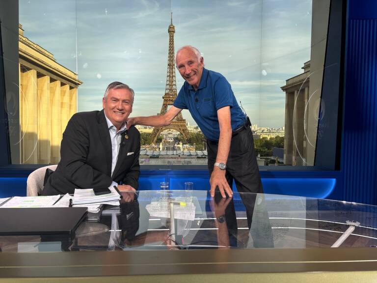 Legendary cycling commentator Phil Liggett announces retirement