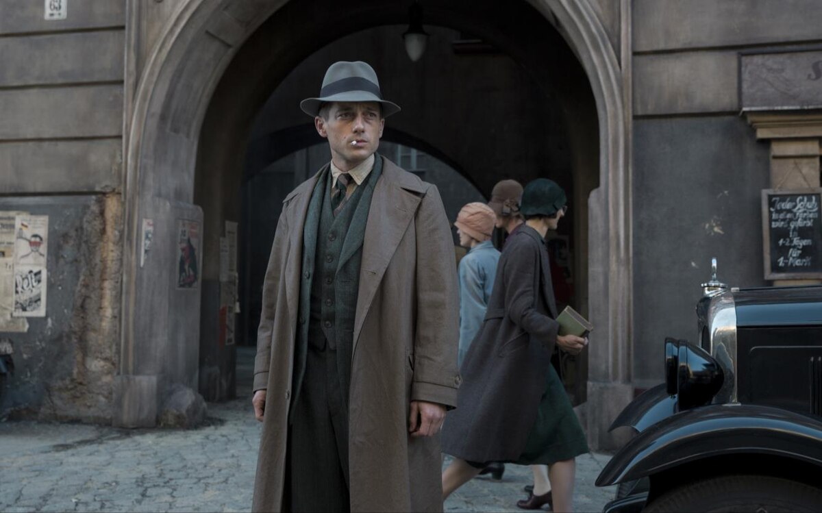 Babylon Berlin on SBS and SBS on Demand S1E1