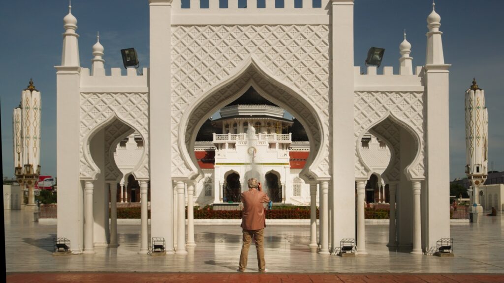 Tsunami: 20 Years On on Channel 9 with Ray Martin for December