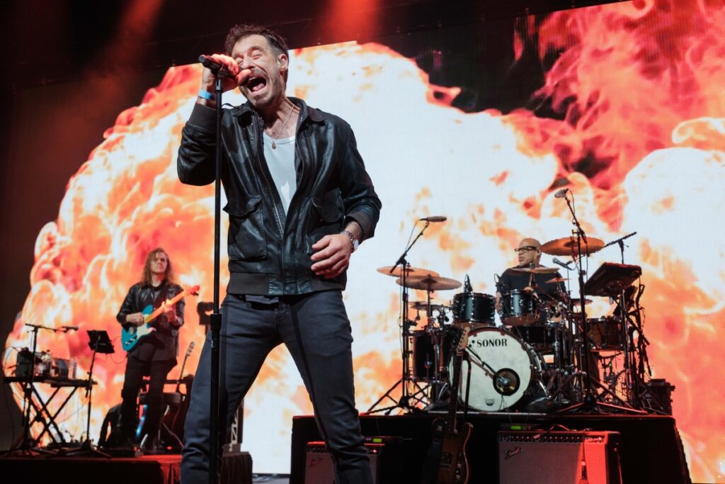 OzHarvest Unite to Feed Australia Live concert raises funds for Aussies doing it tough