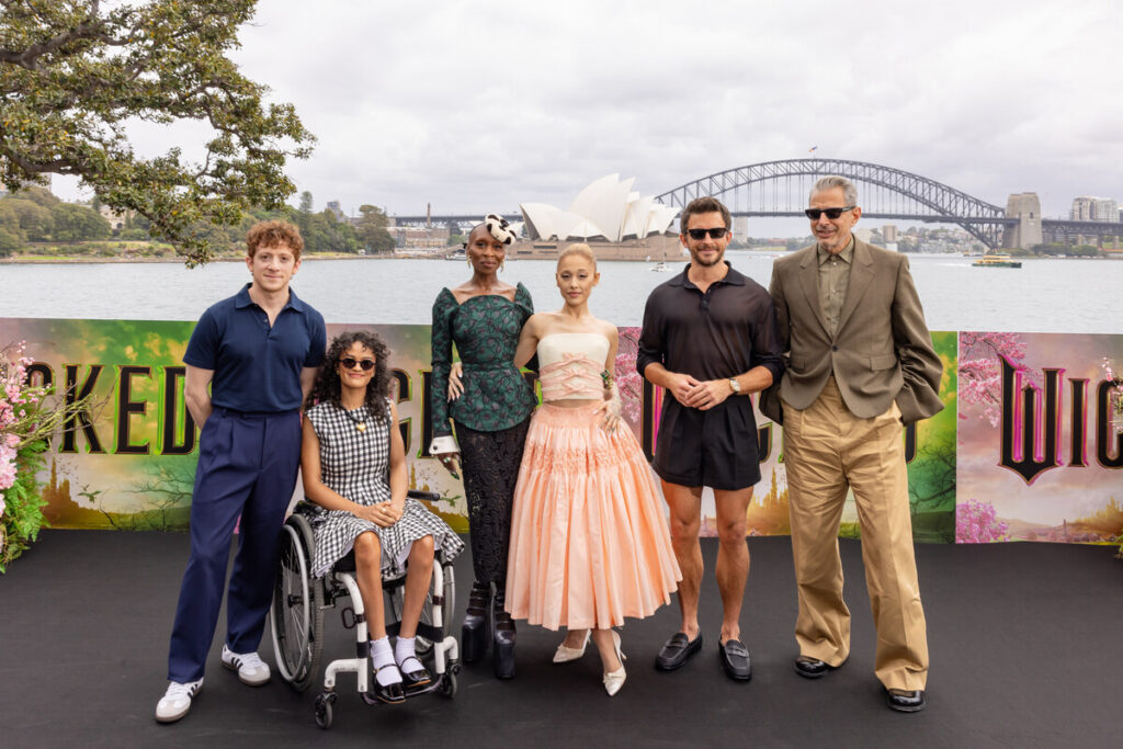 MOVIE | Wicked cast tour Australia
