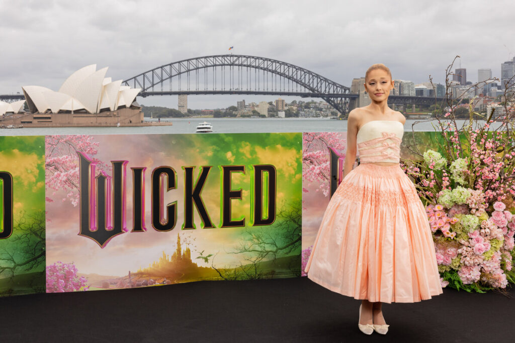 MOVIE | Wicked cast tour Australia