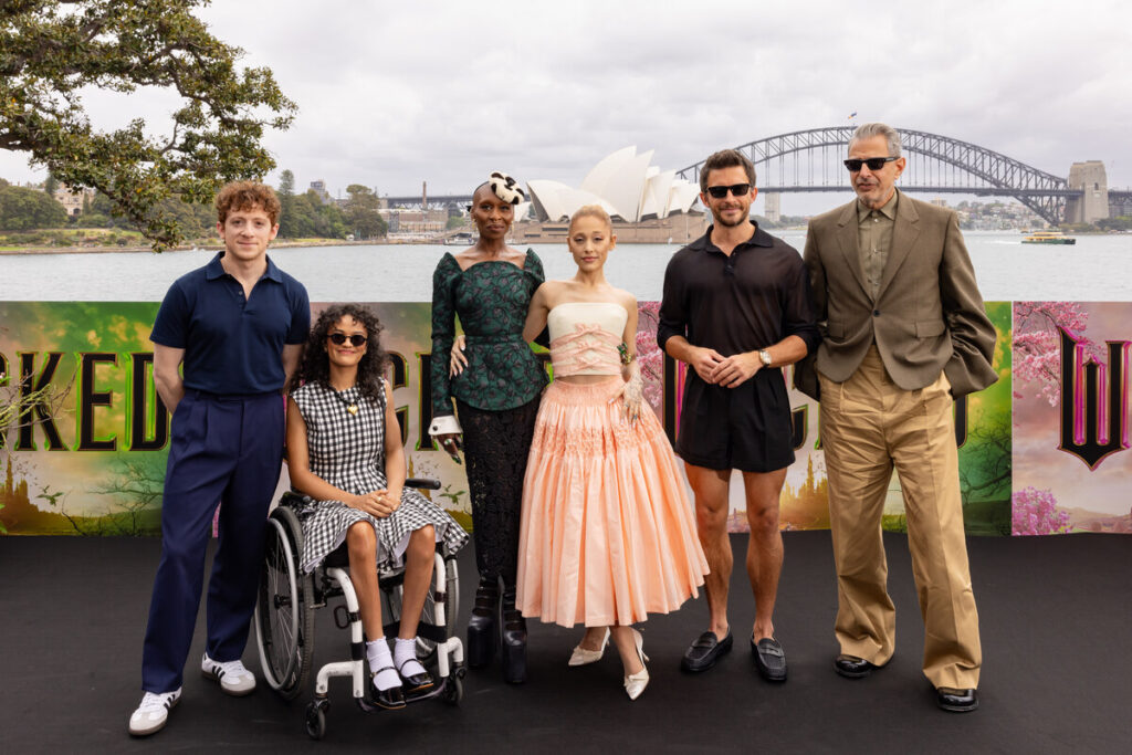MOVIE | Wicked cast tour Australia