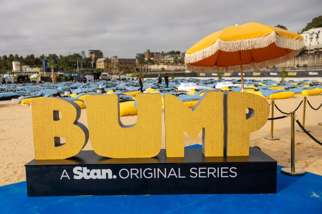 Bump on Stan cast celebrate final season