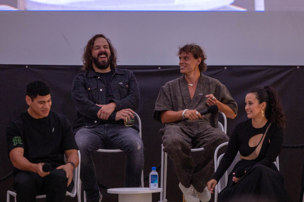 Bump on Stan cast celebrate final season