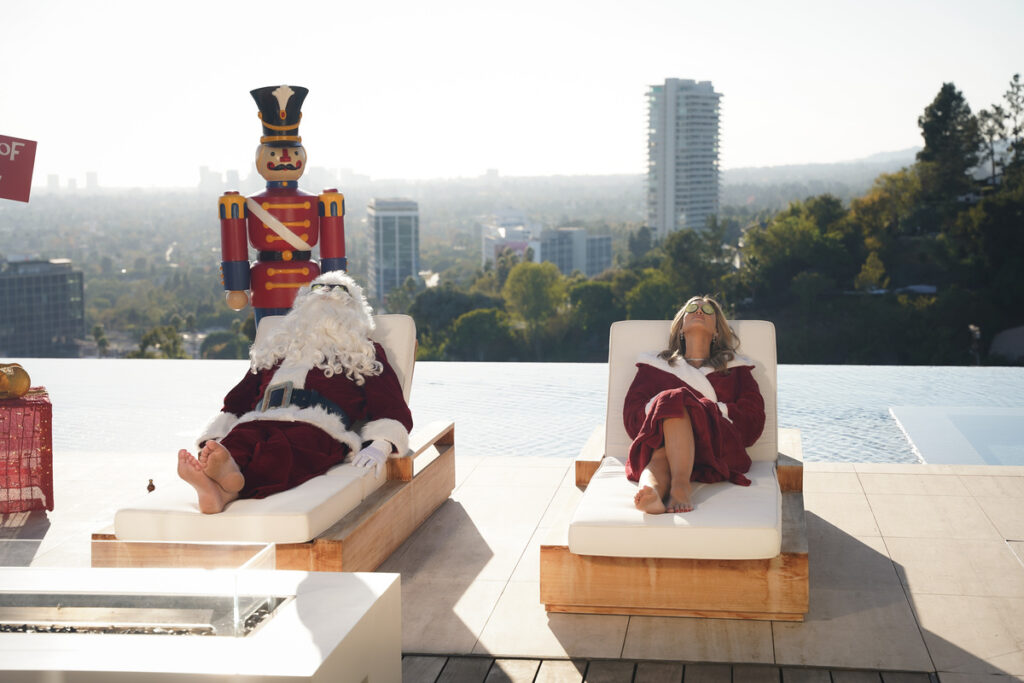 Delta's Hollywood Christmas on Channel 9 for 22 December