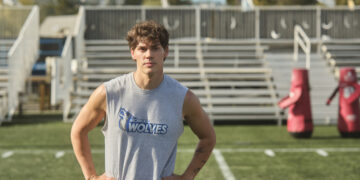 Sidelined: The QB And Me on Binge official trailer