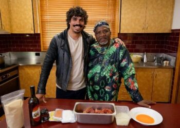 Eat the Invaders on ABC and ABC iview S1E4