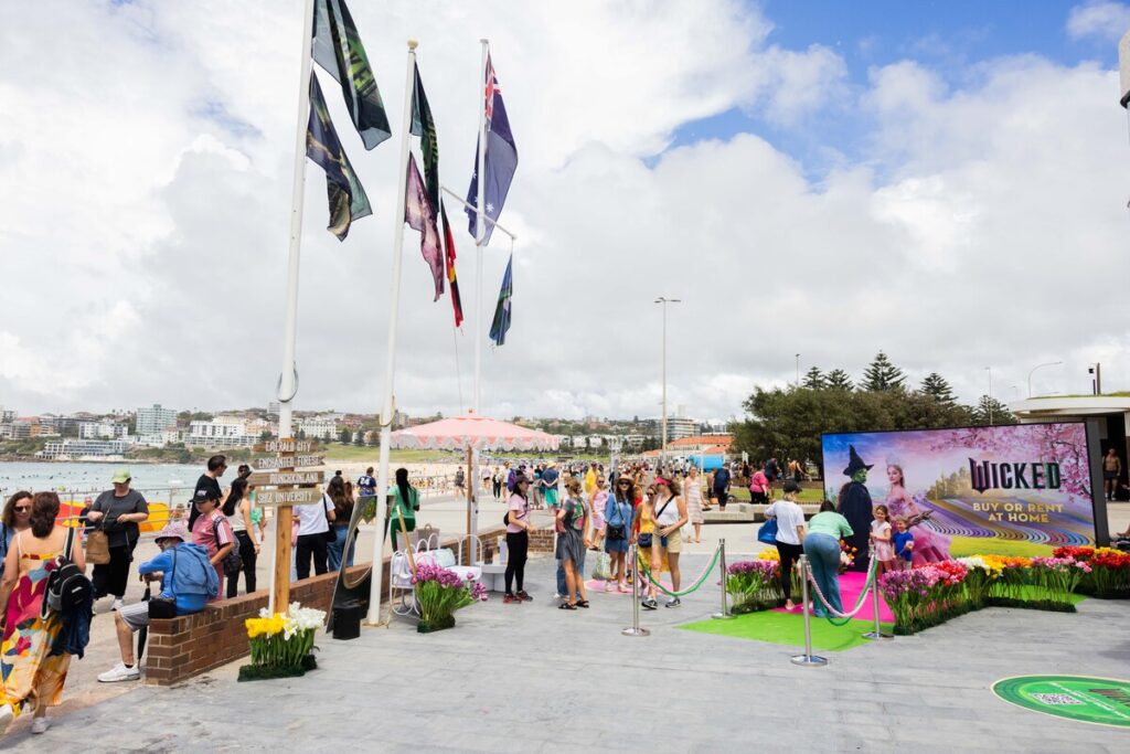 MOVIE | Wicked arrives at Bondi with 'Summer in Oz'
