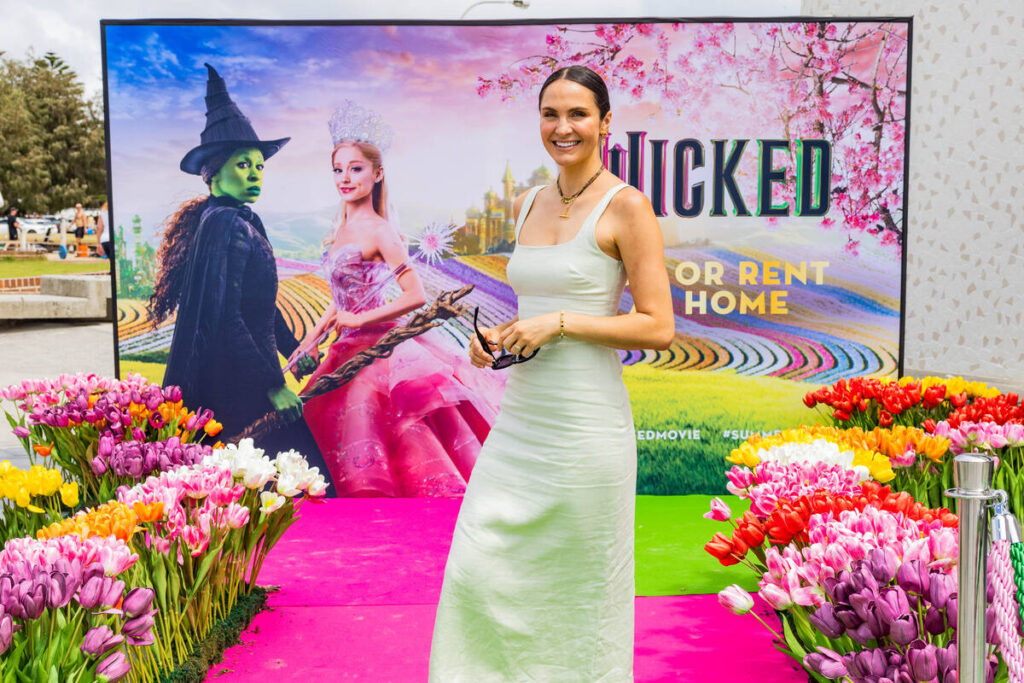 MOVIE | Wicked arrives at Bondi with 'Summer in Oz'