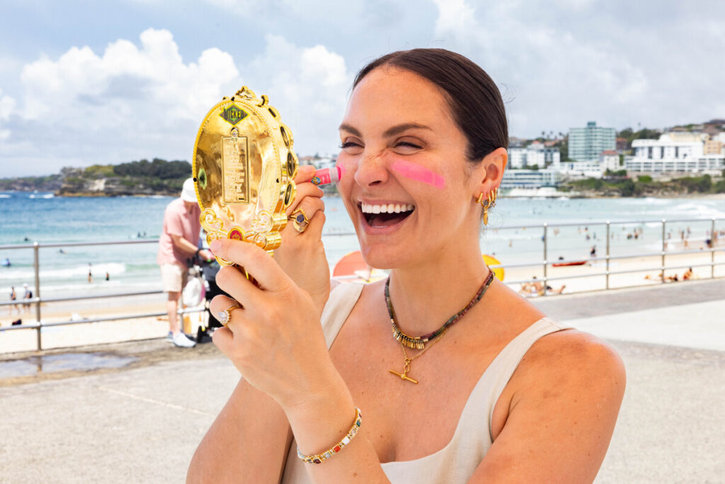 MOVIE | Wicked arrives at Bondi with 'Summer in Oz'