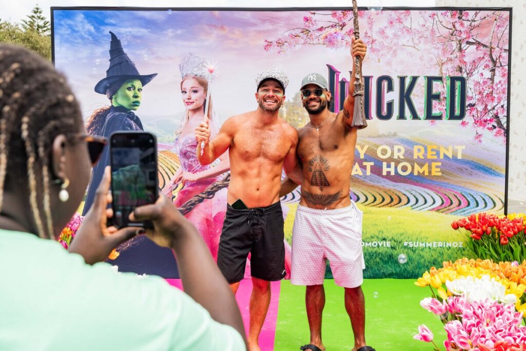 MOVIE | Wicked arrives at Bondi with 'Summer in Oz'