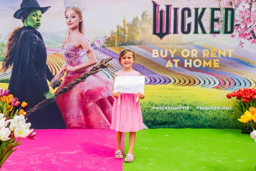 MOVIE | Wicked arrives at Bondi with 'Summer in Oz'