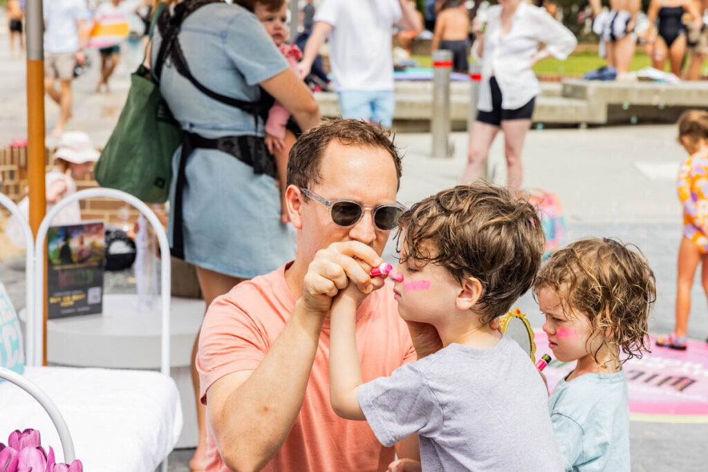 MOVIE | Wicked arrives at Bondi with 'Summer in Oz'