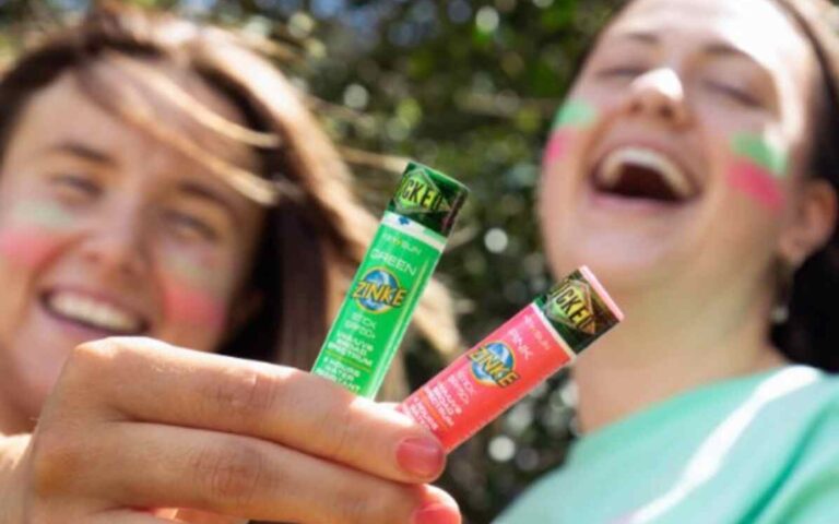 MOVIE | Wicked free pink and green zinc available at Bondi Beach