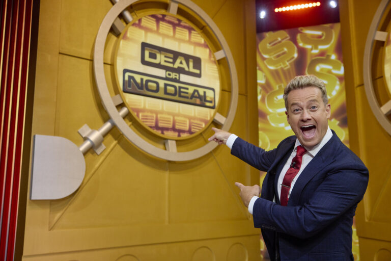 Deal or No Deal on 10 welcomes the world's oldest player