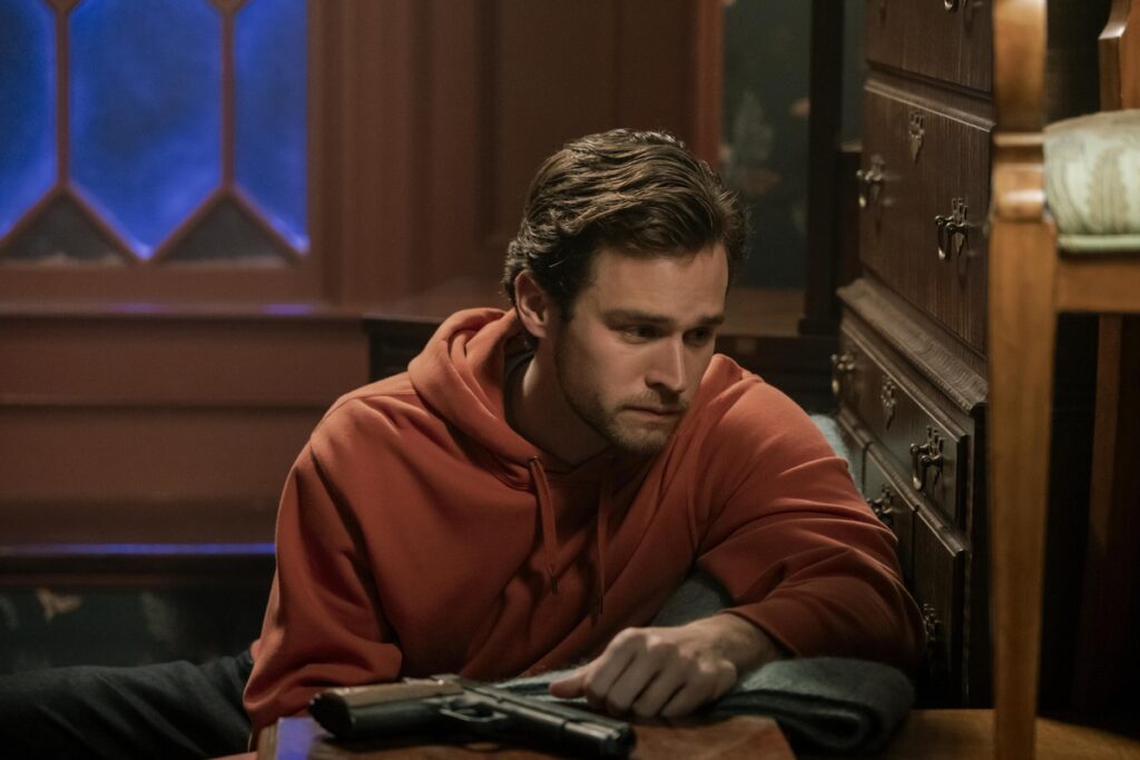 The Parenting on Binge with Lisa Kudrow trailer