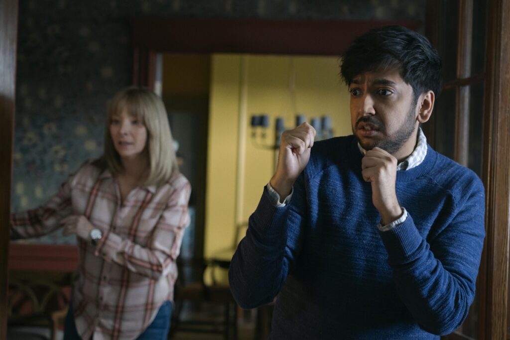 The Parenting on Binge with Lisa Kudrow trailer