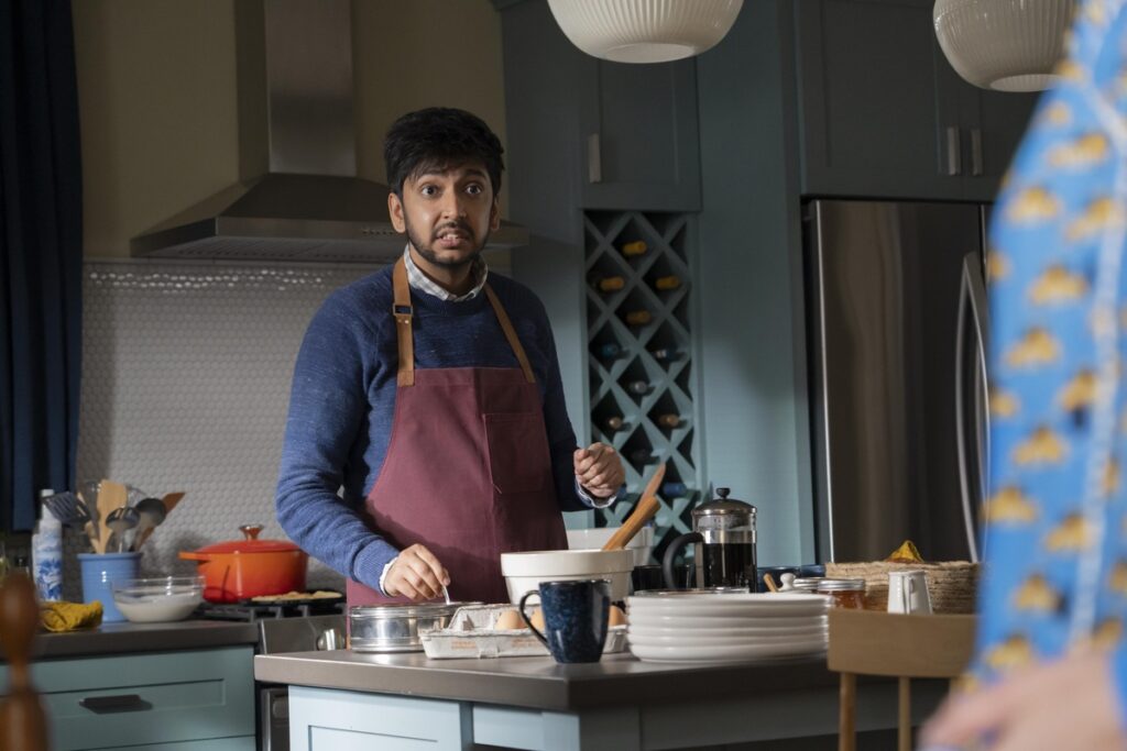 The Parenting on Binge with Lisa Kudrow trailer