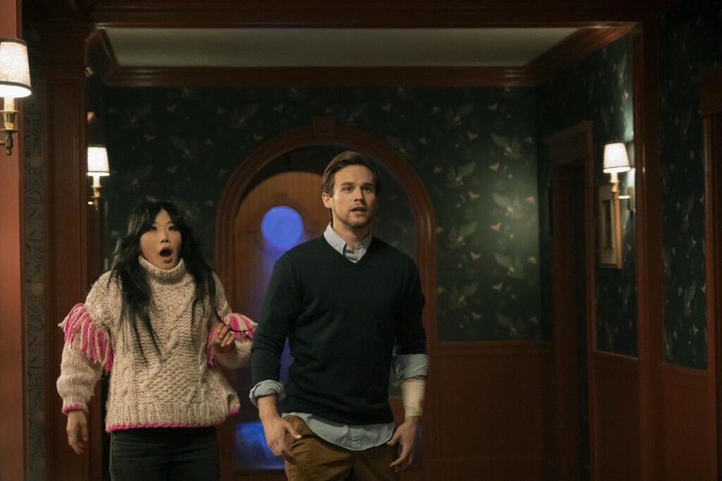 The Parenting on Binge with Lisa Kudrow trailer