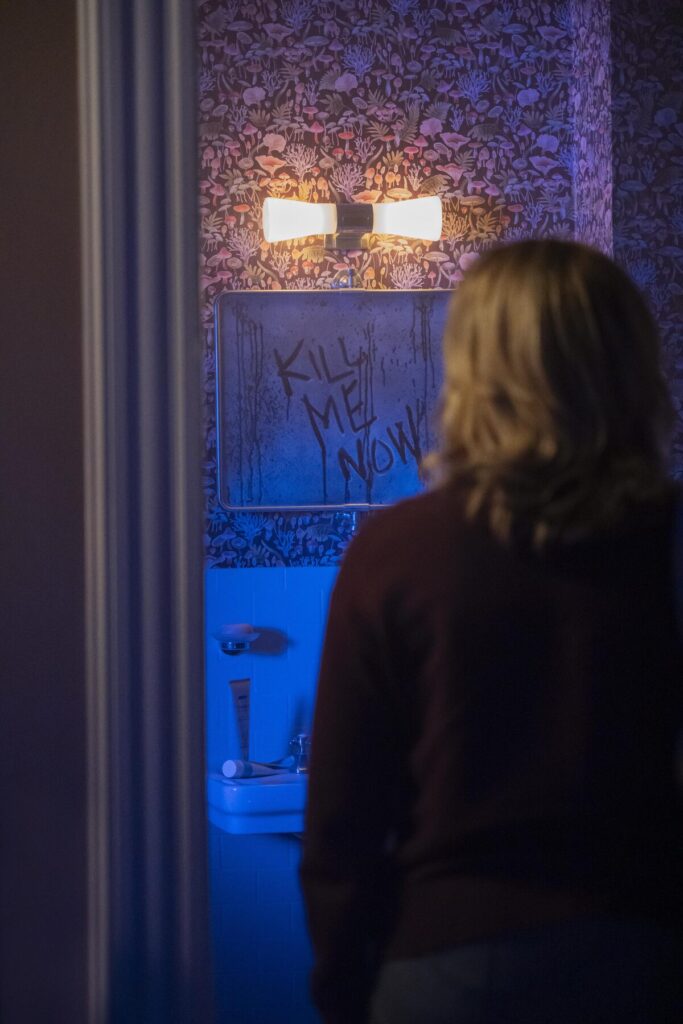 The Parenting on Binge with Lisa Kudrow trailer