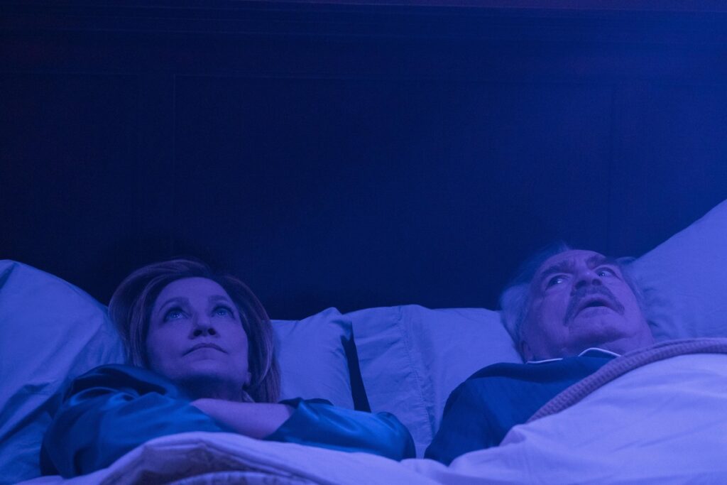 The Parenting on Binge with Lisa Kudrow trailer