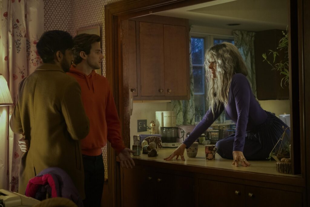 The Parenting on Binge with Lisa Kudrow trailer