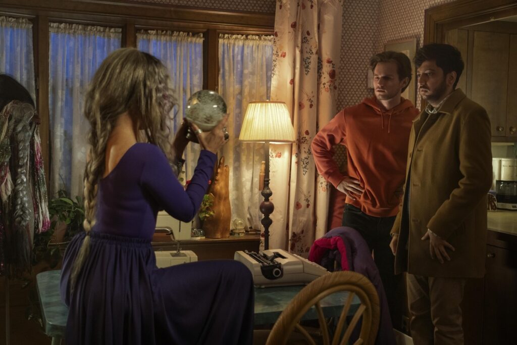 The Parenting on Binge with Lisa Kudrow trailer