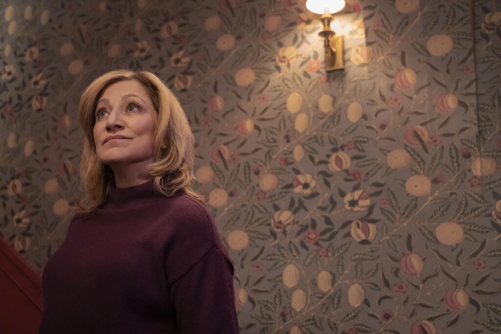 The Parenting on Binge with Lisa Kudrow trailer