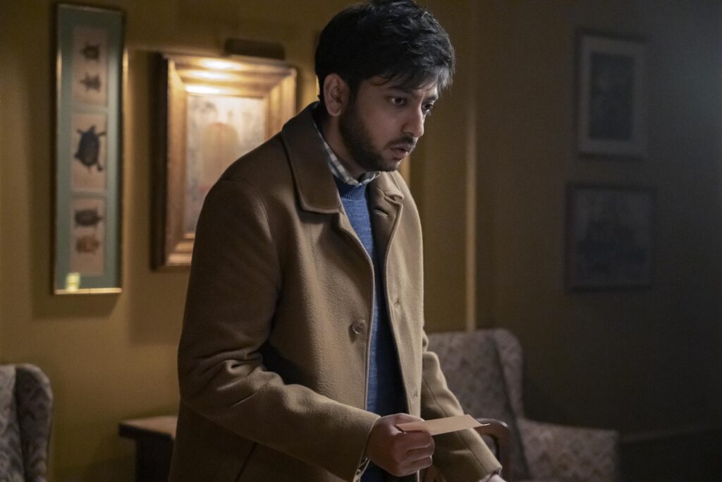 The Parenting on Binge with Lisa Kudrow trailer