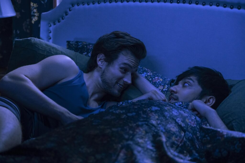 The Parenting on Binge with Lisa Kudrow trailer