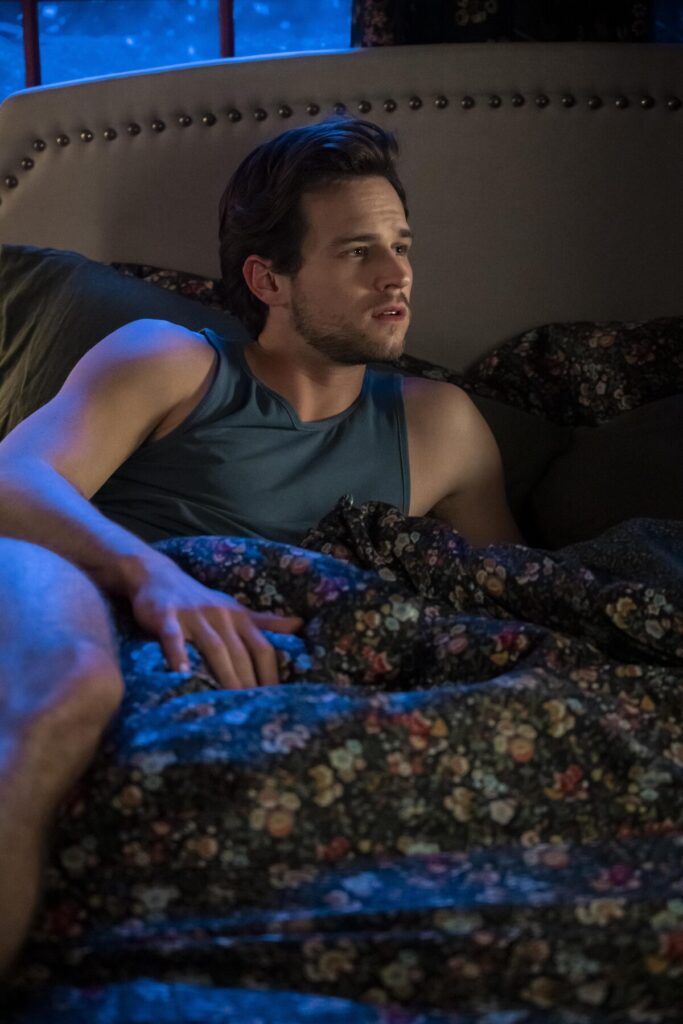 The Parenting on Binge with Lisa Kudrow trailer