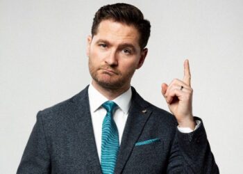 The Weekly with Charlie Pickering on ABC and ABC iview S11E2