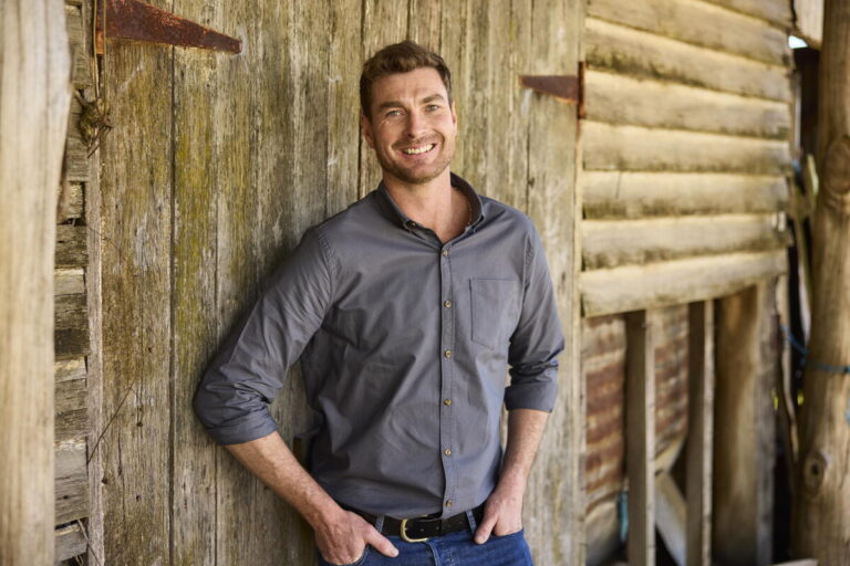 Farmer Wants A Wife on Channel 7 meet Farmer Thomas