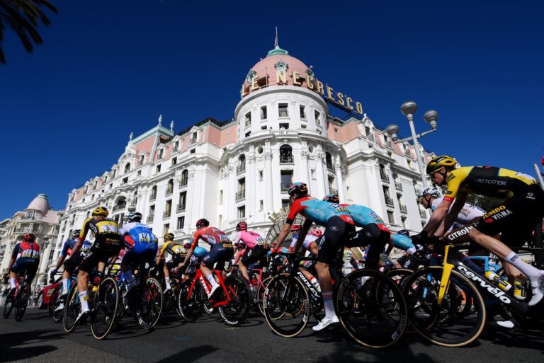 Paris-Nice Cycling on SBS and SBS on Demand